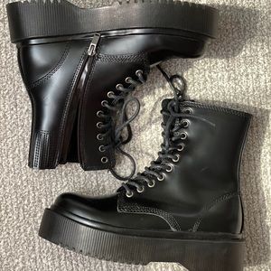 Jeffrey Campbell Sopas Lugged Platform Boot